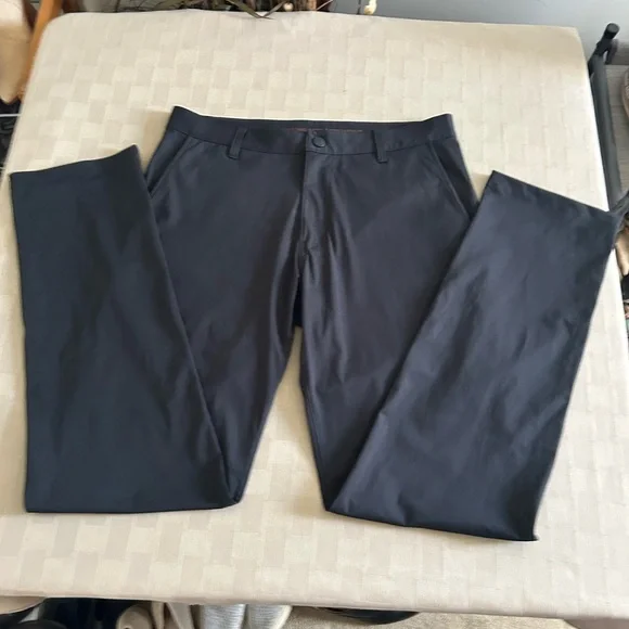 Rhone Straight Fit Commuter Pant - Picture 4 of 14